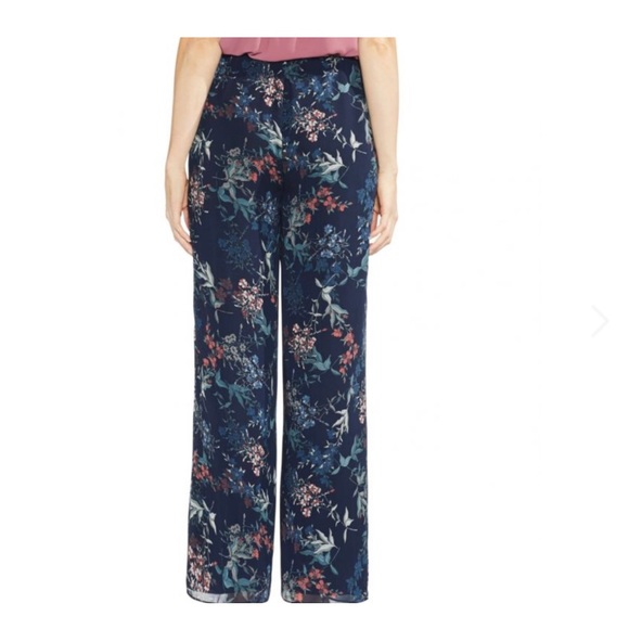 Vince Camuto Pants - Vince Camuto floral print wide leg pant 16